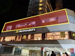 Queensway Tower / Queensway Shopping Centre (D3), Retail #455874031